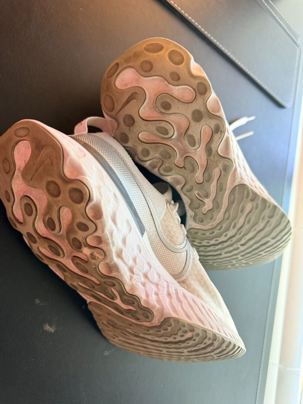 Nike Epic React Flyknit 2 Running Shoes White 8.5 - Picture 7 of 7